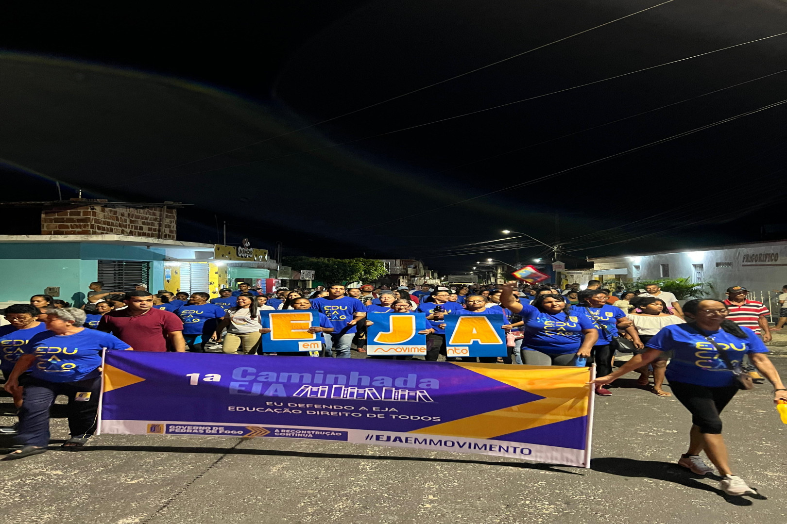 COORDENADORIA E ASSESSORIA DA EJA REALIZAM PRIMEIRA CAMINHADA PELA EDUCAÇÃO DE JOVENS E ADULTOS EM PEDRAS DE FOGO