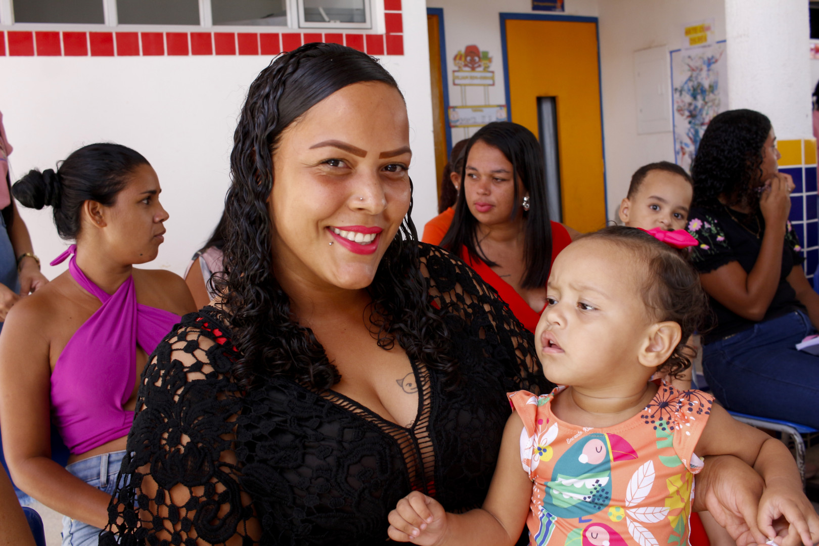 REDE MUNICIPAL DE ENSINO DE PEDRAS DE FOGO CELEBRA O DIA DAS MÃES COM EMOÇÃO E ALEGRIA
