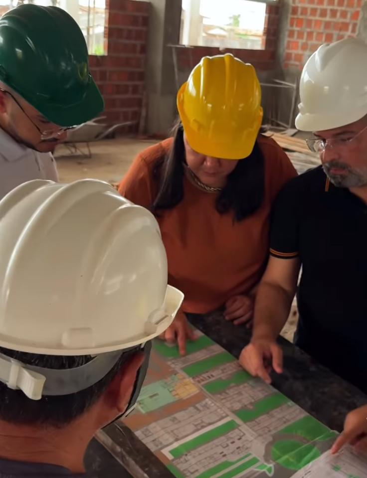 SECRETÁRIO DE SAÚDE VISITA OBRAS DO HMAN COM EQUIPE DE ENGENHARIA: VEJA VÍDEO