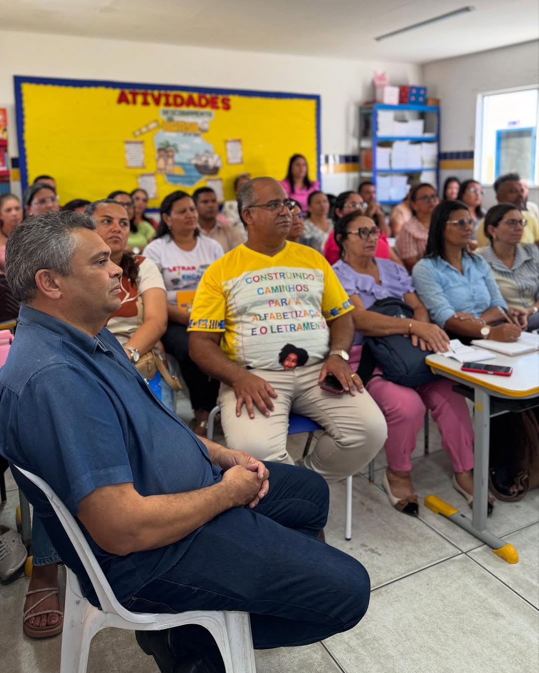 Realizamos mais uma formação continuada com os professores da rede municipal, reunindo docentes de Língua Portuguesa e Matemática do 6º ao 9º ano, professores dos anos iniciais, da Educação Infantil e também da (2).jpg
