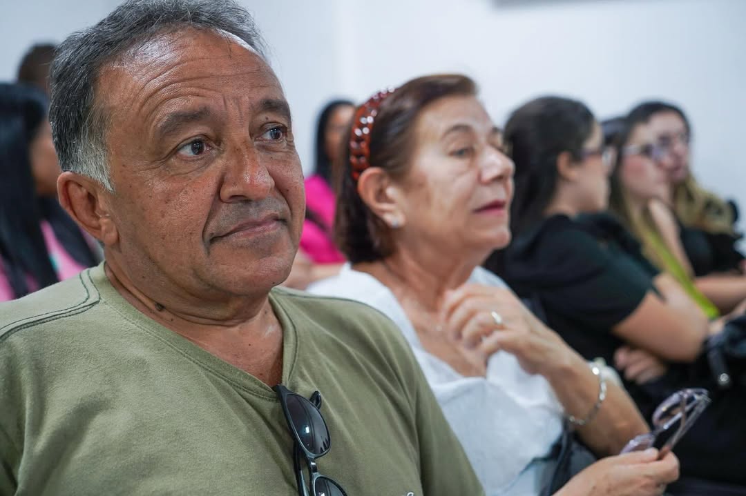 Cuidando da nossa gente com conhecimento.Ontem foi dia de capacitação em Pedras de Fogo. A Secre (10).jpg