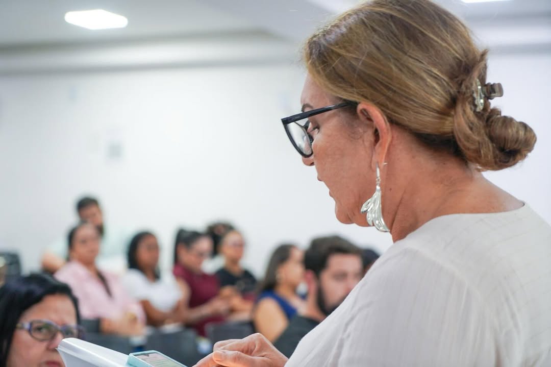 Cuidando da nossa gente com conhecimento.Ontem foi dia de capacitação em Pedras de Fogo. A Secre (12).jpg