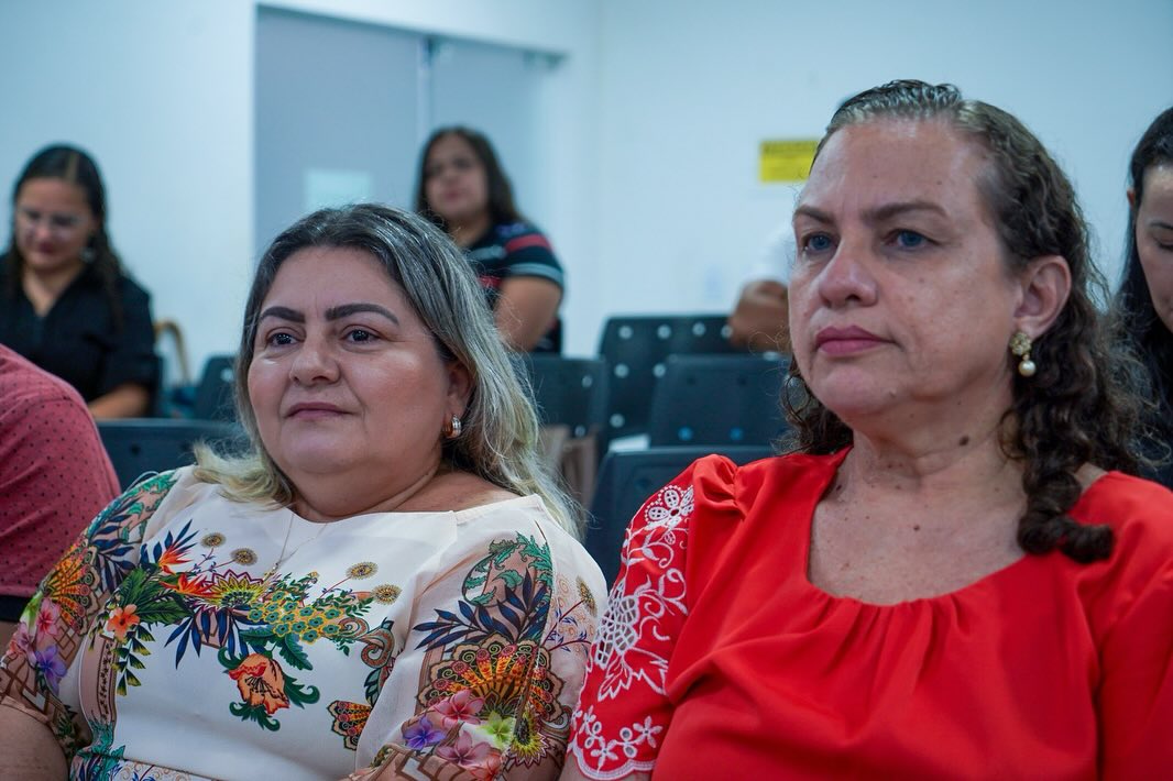 Na manhã de hoje, o Auditório da Educação foi palco da 4ª Reunião da Comissão Intergestora Regional (CIR) do Vale do Paraíba.O encontro reuniu secretários de saúde e equipes técnicas dos municípios que integram (9).jpg