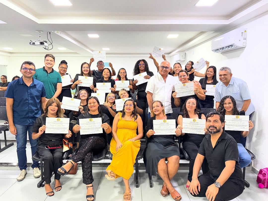 Imagem ilustrativa: CERIMÔNIA MARCA ENCERRAMENTO DO CURSO DE LIBRAS EM PEDRAS DE FOGO